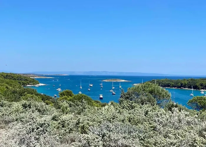 Beautiful At Entrance To Cape Kamenjak * Premantura