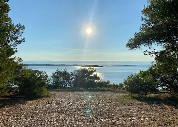 Beautiful At Entrance To Cape Kamenjak Appartement *